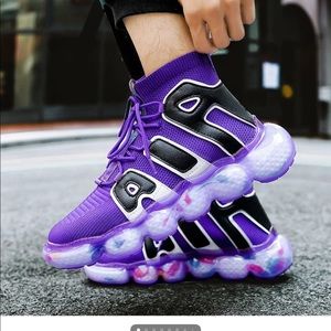 Brand new men’s sneakers